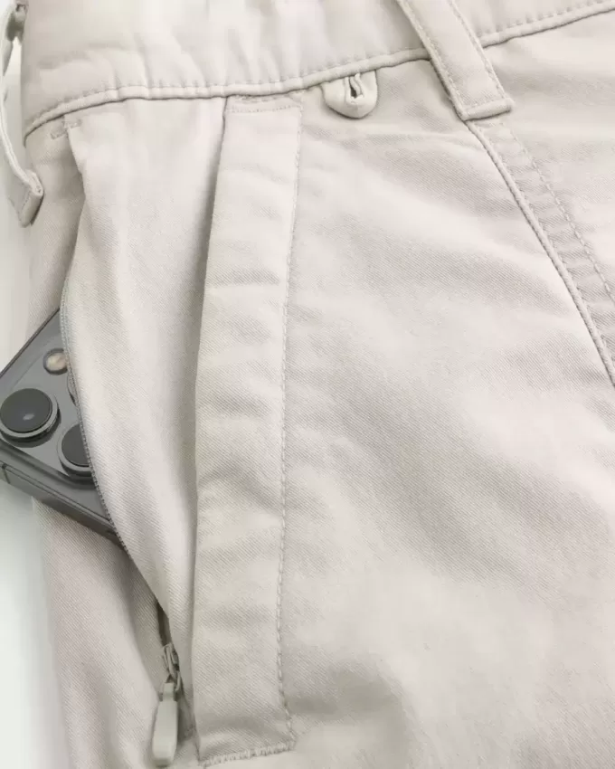At-the-Knee Cooling Golf Shorts