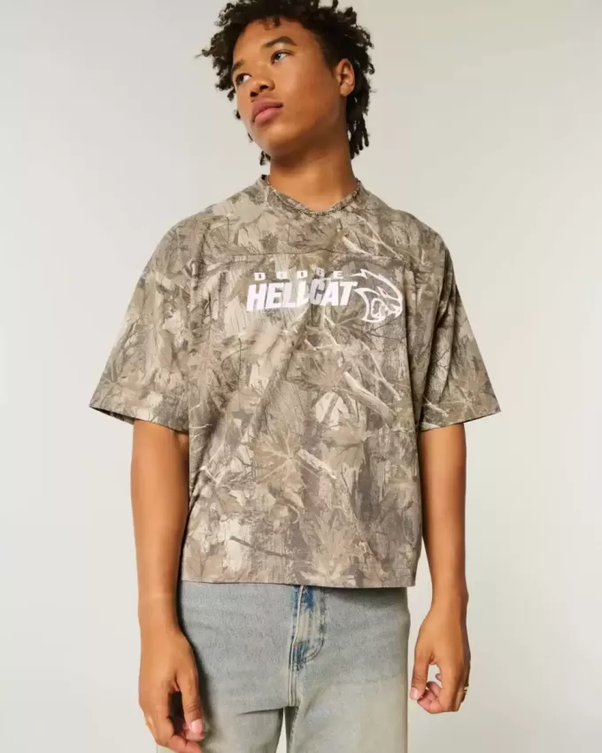 Baggy Heavyweight Crop Dodge Graphic Camo Tee