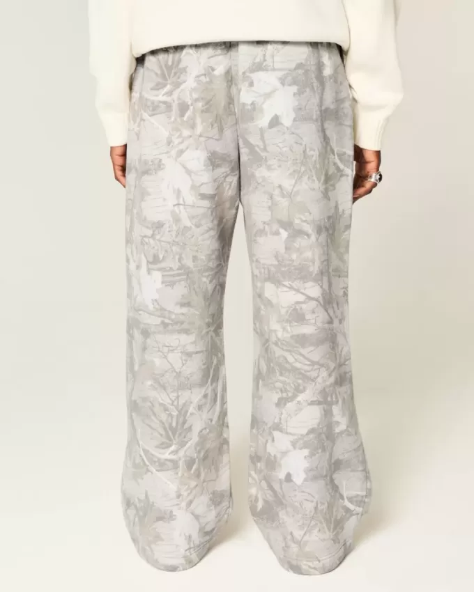 Camo Super Baggy Sweatpants