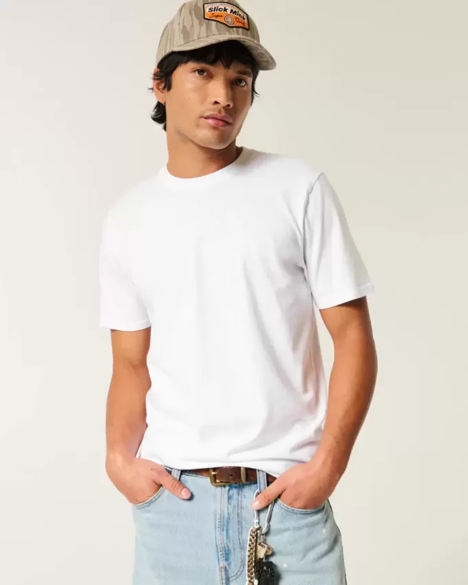 Classic Fit T-Shirt
