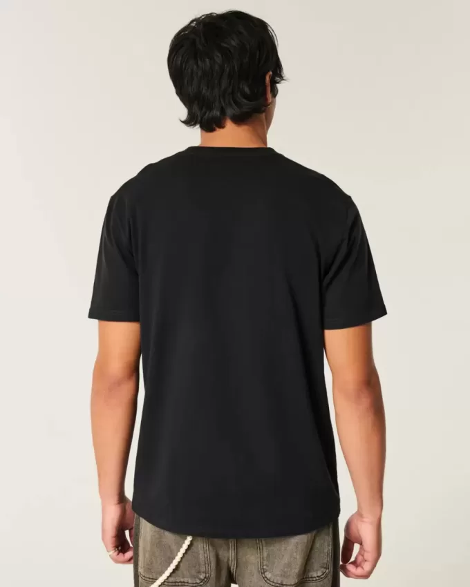 Classic Fit T-Shirt