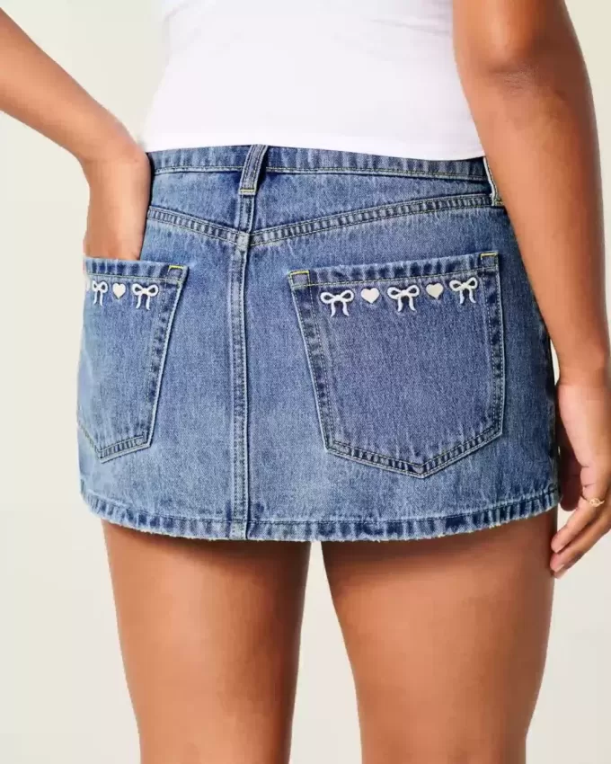 Curvy Low-Rise Embroidered Bow Denim Mini Skort