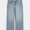 Curvy Low-Rise Light Wash Baggy Jeans