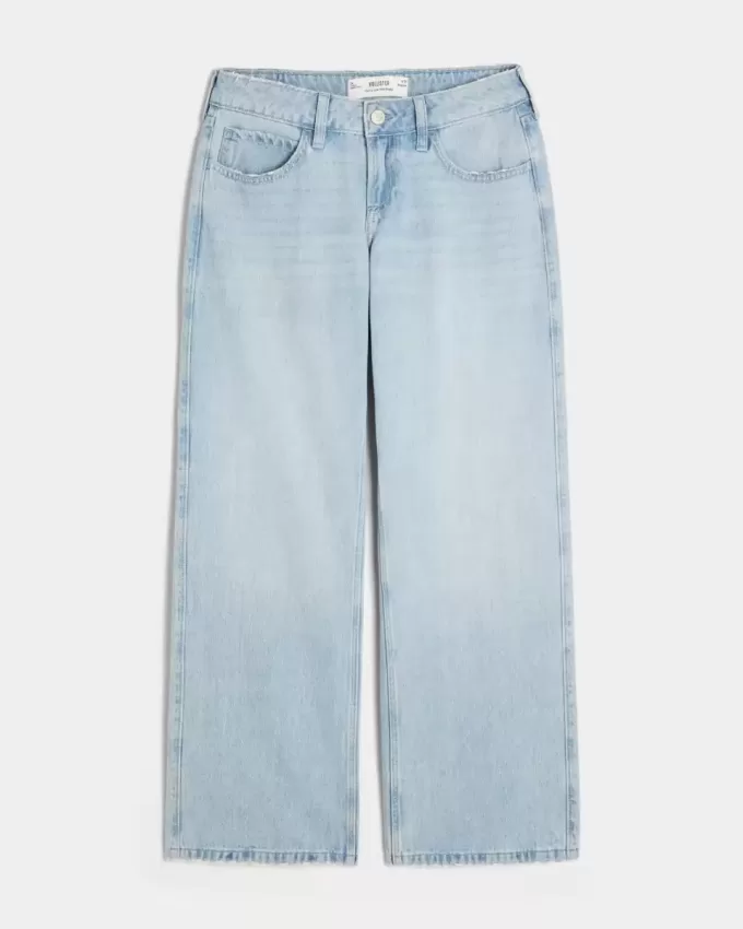 Curvy Low-Rise Light Wash Baggy Jeans