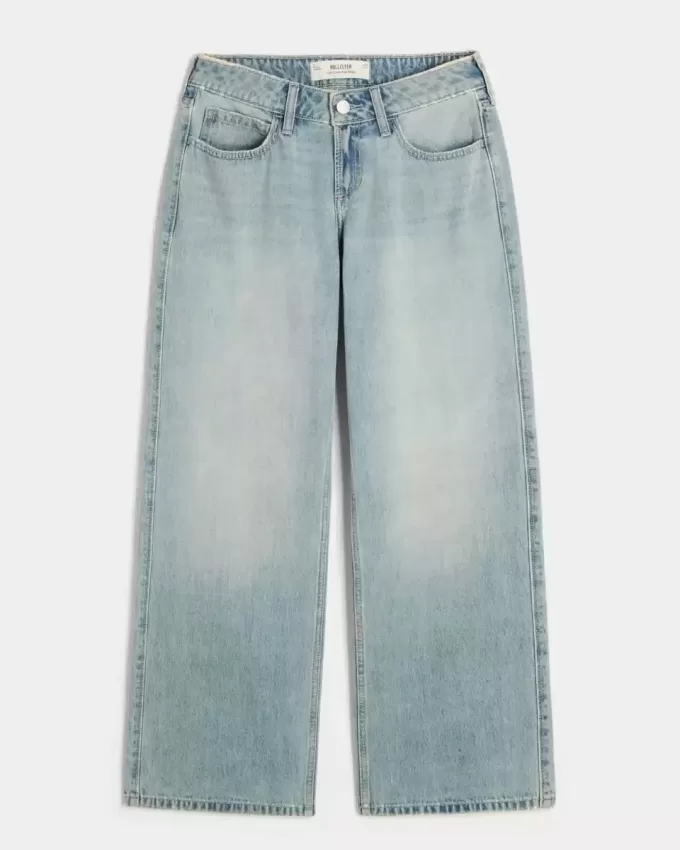 Curvy Low-Rise Light Wash Baggy Jeans