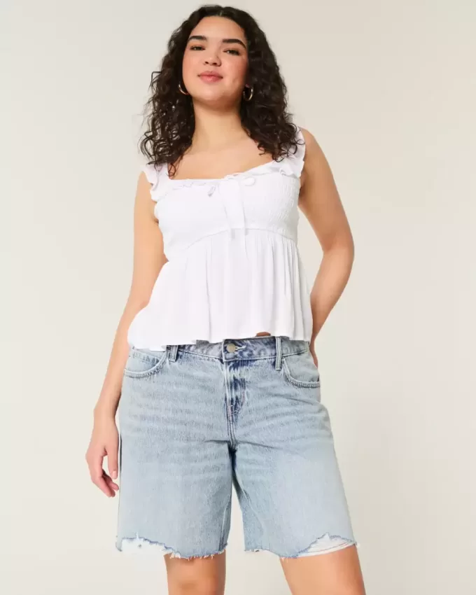 Curvy Low-Rise Light Wash Distressed Baggy Jort