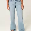 Curvy Low-Rise Medium Wash Baggy Jeans