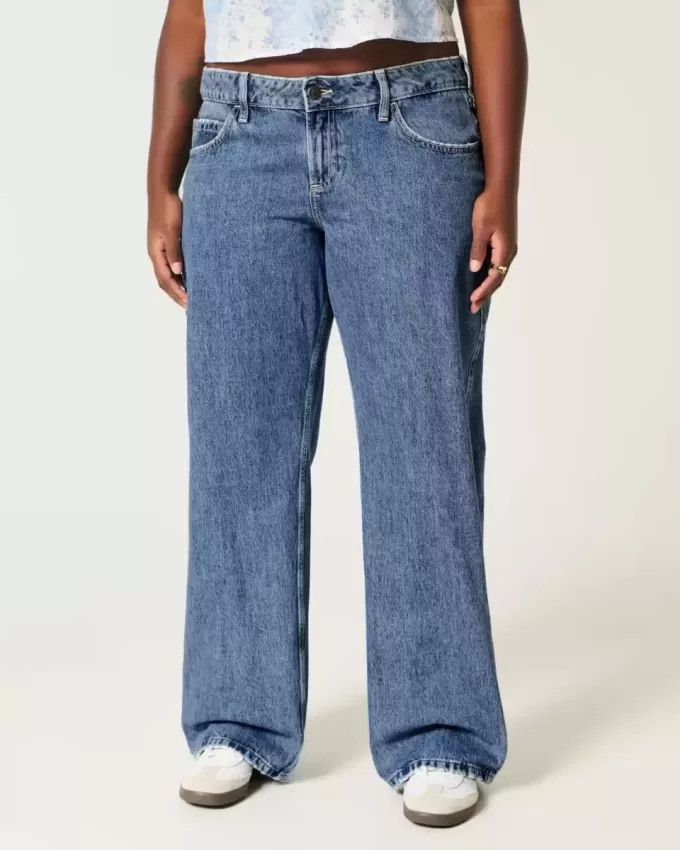 Curvy Low-Rise Medium Wash Baggy Jeans