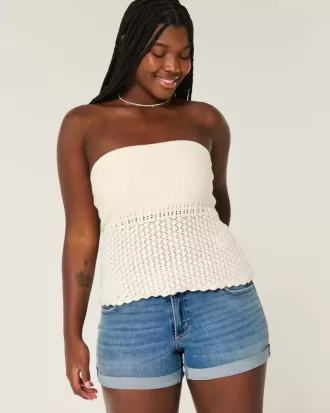 Curvy Low-Rise Medium Wash Denim Shortie Shorts