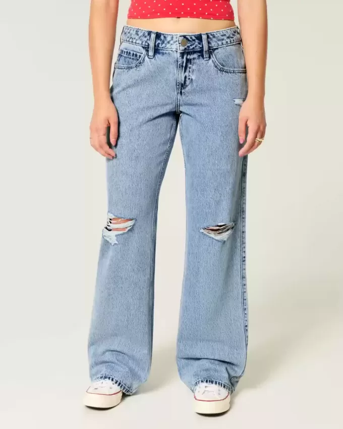 Curvy Low-Rise Ripped Medium Wash Baggy Jeans
