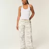 Curvy Low-rise Y2K Camo Baggy Jeans