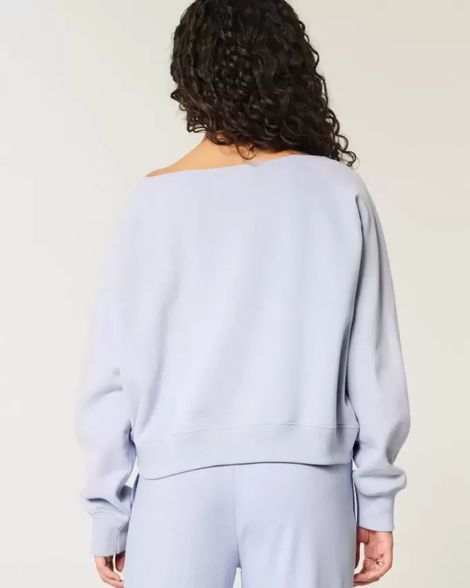 Easy Off-the-Shoulder NYC Graphic Sweatshirt