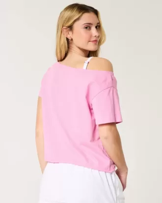 Easy Off-the-Shoulder Snoopy Graphic Tee