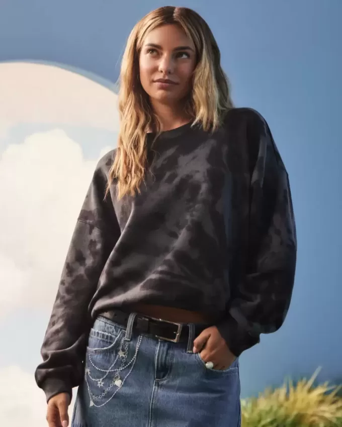 Easy Tie-Dye Pattern Crew Sweatshirt