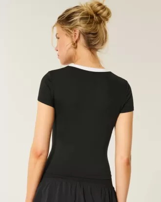 Gilly Hicks Active Graphic Baby Tee