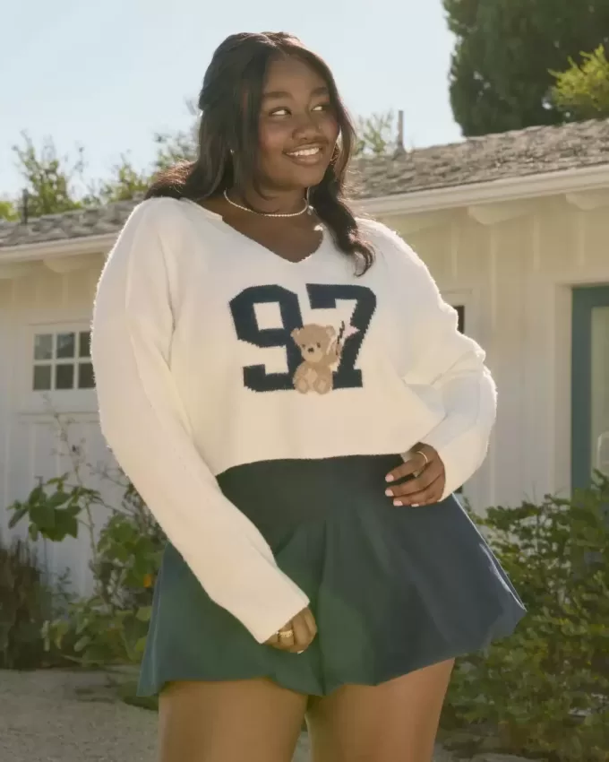 Hollister Comfy Cloud Graphic Notch-Neck Sweater