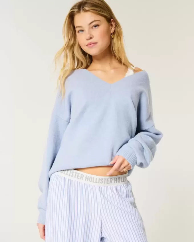 Hollister Comfy Cloud Oversized V-Neck Sweater
