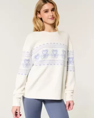 Hollister Comfy Cloud Teddy Bear Graphic Crew Sweater