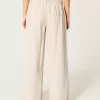 Hollister Livvy Low-Rise Wide-Leg Pants