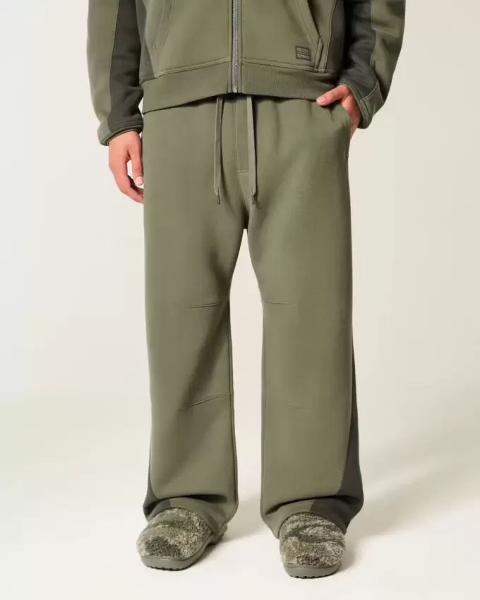 Hollister x Crocs Super Baggy Sweatpants