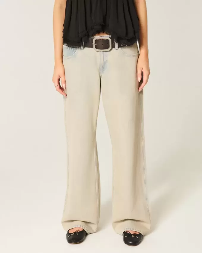 Low-Rise Light Wash Baggy Jeans