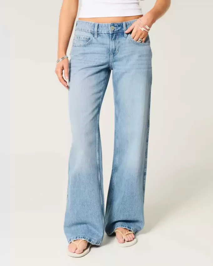 Low-Rise Medium Wash Floral Embroidery Baggy Jeans