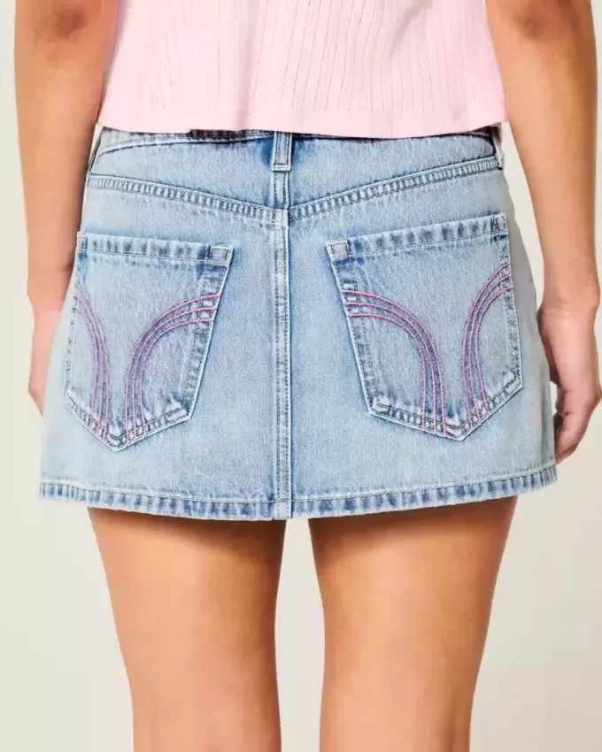 Low-Rise Pink Embroidered Light Wash Denim Mini Skort