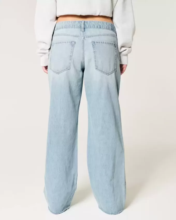 Low-Rise Ripped Light Wash Baggy Jeans