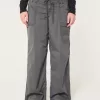 Low-Rise Super Baggy Pants
