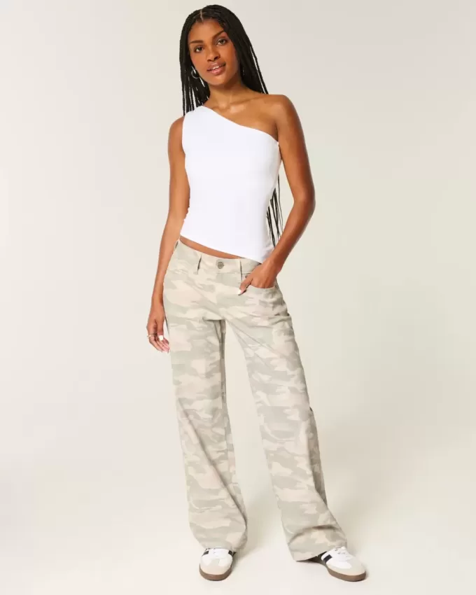 Low-Rise Y2K Camo Baggy Jeans