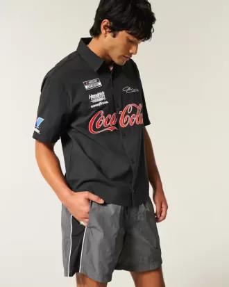 Mid-Thigh Baggy Soccer Shorts