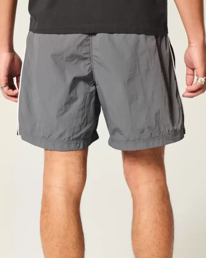 Mid-Thigh Baggy Soccer Shorts