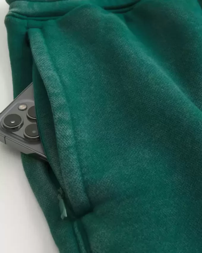 Mid-Thigh Graphic Loose Fleece Shorts