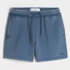 Mid-Thigh Loose Fleece Shorts