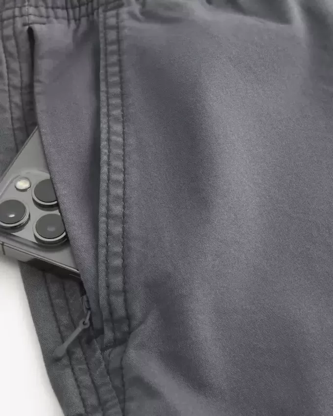 Mid-Thigh Twill Pull-On Shorts