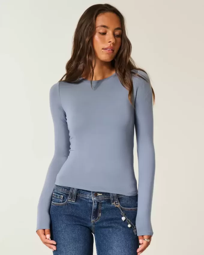 Seamless Fabric Long-Sleeve Crew Top
