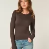 Seamless Fabric Long-Sleeve Crew Top